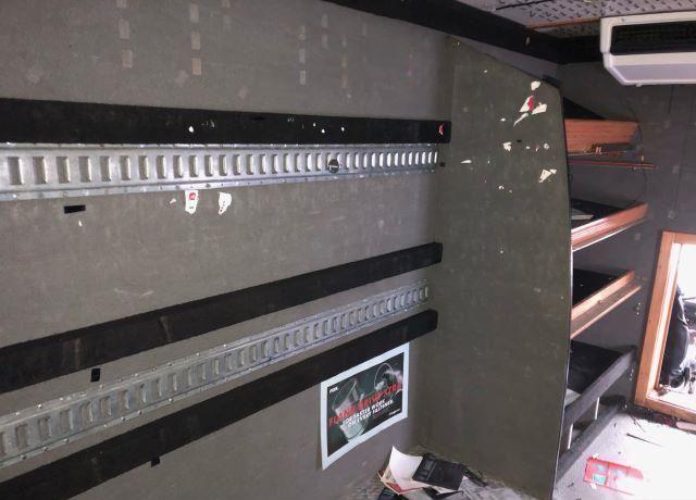 Photo 14 of 1999 International 4000 4700 (VIN 1HTSCAAM0XH618196)