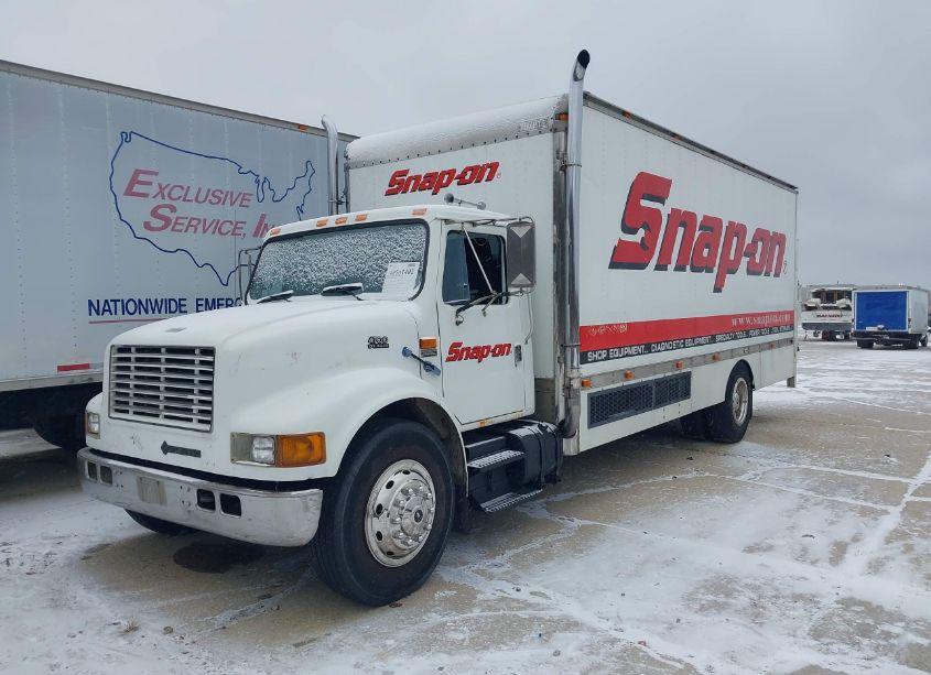 Photo 2 of 1999 International 4000 4700 (VIN 1HTSCAAM0XH618196)