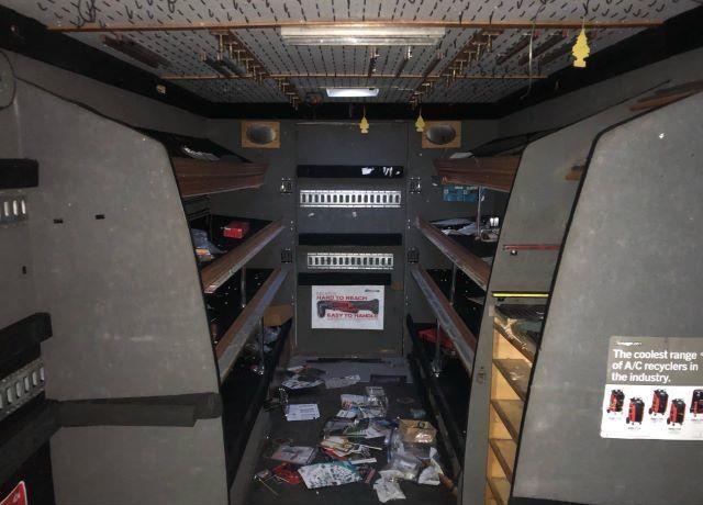 Photo 20 of 1999 International 4000 4700 (VIN 1HTSCAAM0XH618196)