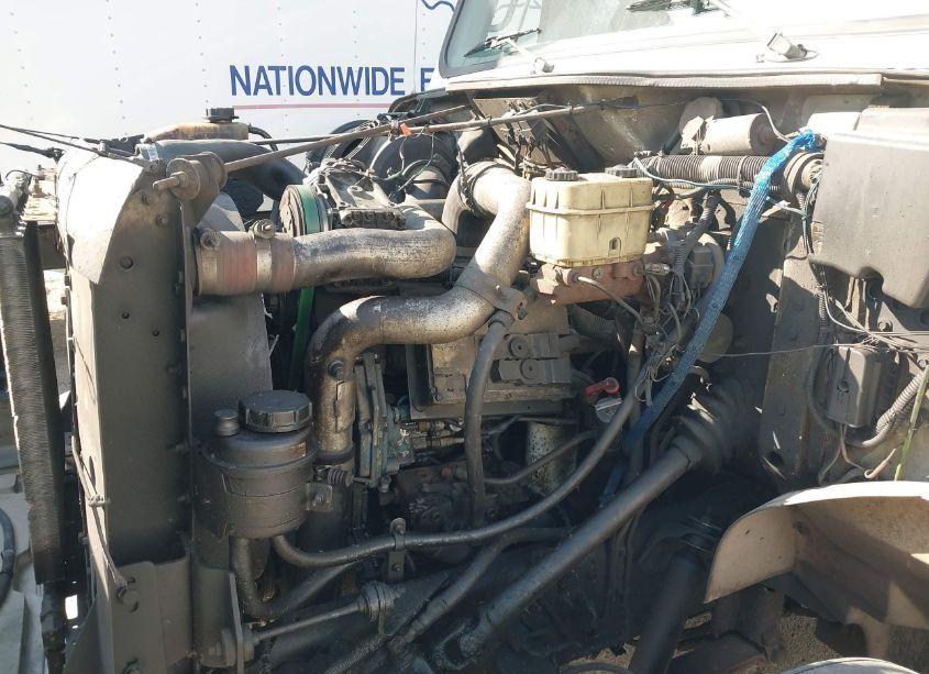 Photo 9 of 1999 International 4000 4700 (VIN 1HTSCAAM0XH618196)