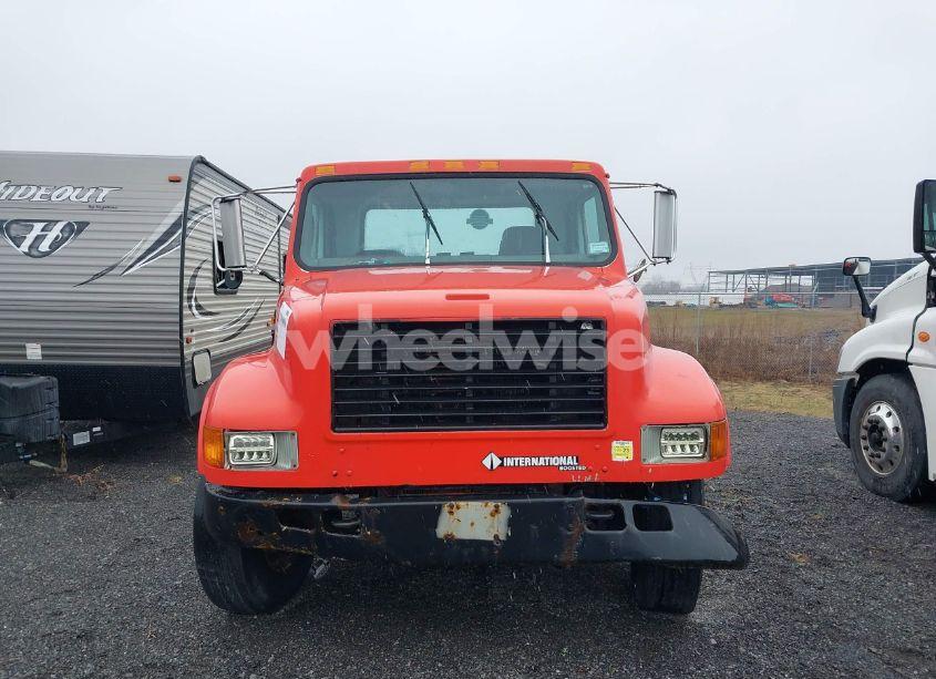 Photo 13 of 2001 International 4000 4700 (VIN 1HTSCAAM31H403984)