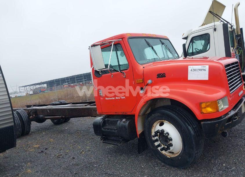 Photo 14 of 2001 International 4000 4700 (VIN 1HTSCAAM31H403984)