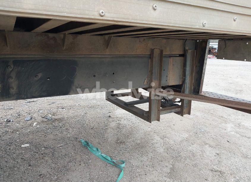 Photo 14 of 2001 International 4000 4700 (VIN 1HTSCAAM51H379073)