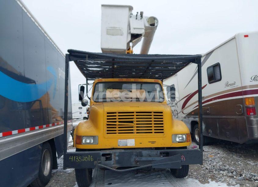 Photo 12 of 2001 International 4000 4700 (VIN 1HTSCAAM61H382581)