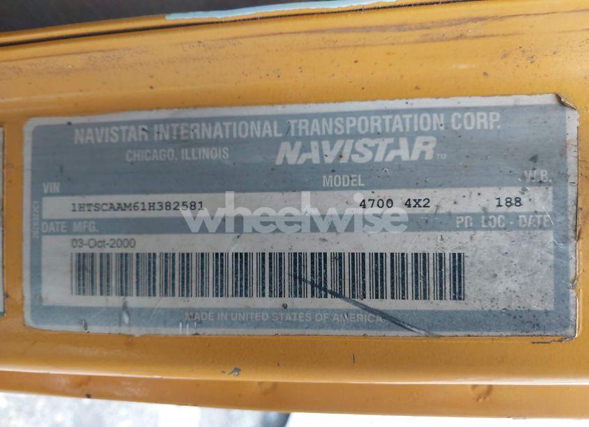 Photo 8 of 2001 International 4000 4700 (VIN 1HTSCAAM61H382581)