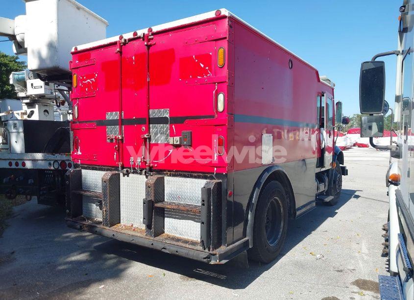 Photo 4 of 2002 International 4000 4700 (VIN 1HTSCAAM72H554828)