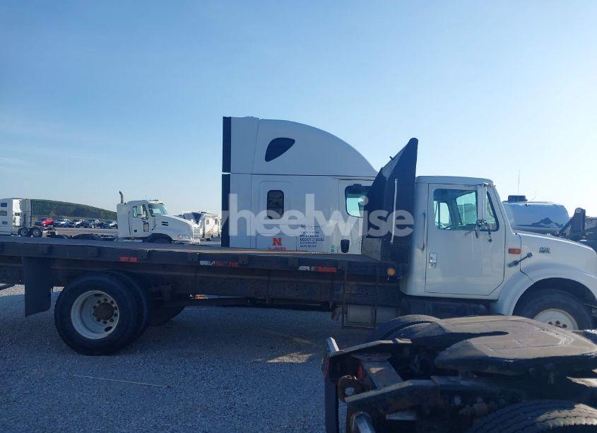 Photo 14 of 2000 International 4000 4700 (VIN 1HTSCAAM7YH256594)