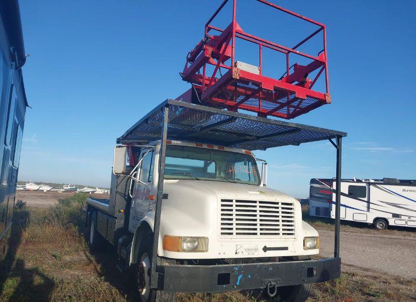 1998 International 4000 4700 (VIN 1HTSCAAM8WH533265) main photo