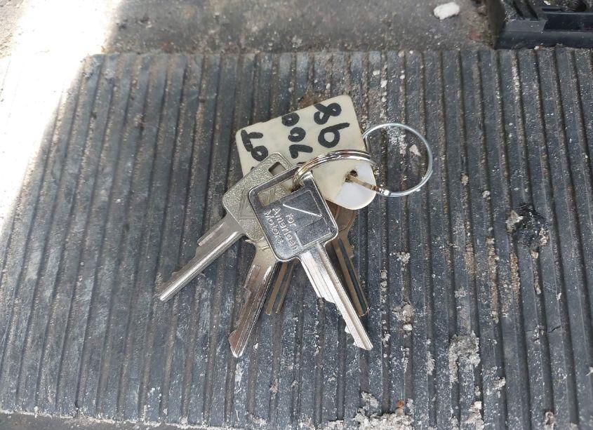 Photo 11 of 1998 International 4000 4700 (VIN 1HTSCAAM8WH533265)