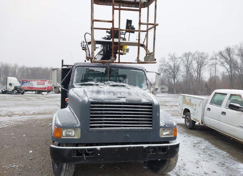 Photo 11 of 2001 International 4000 4700 (VIN 1HTSCAAN81H388066)
