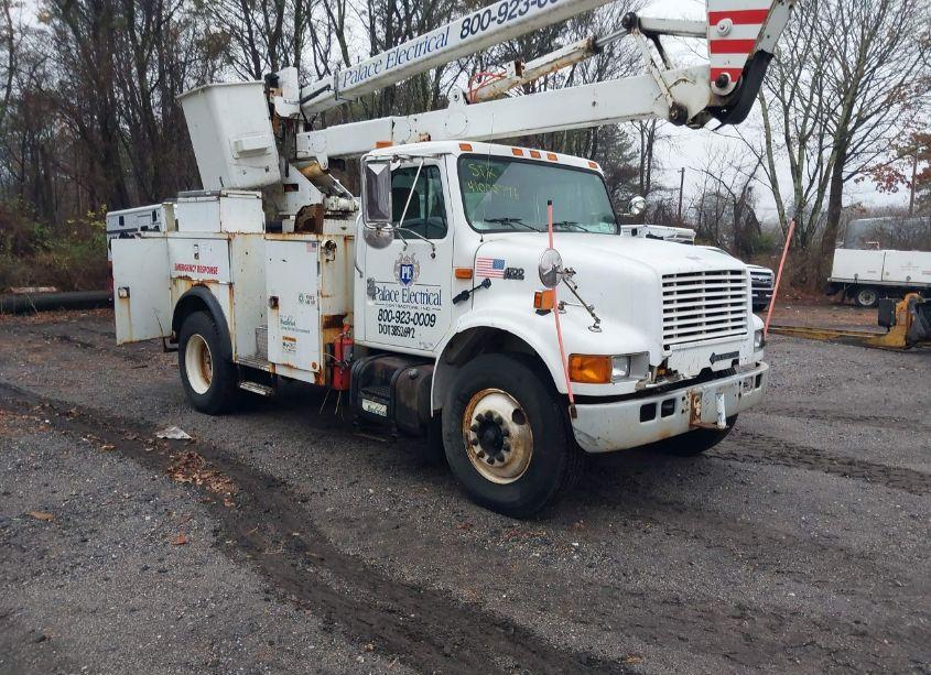 2001 International 4000 4700 (VIN 1HTSCAANX1H335076) main photo