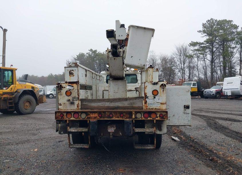 Photo 15 of 2001 International 4000 4700 (VIN 1HTSCAANX1H335076)