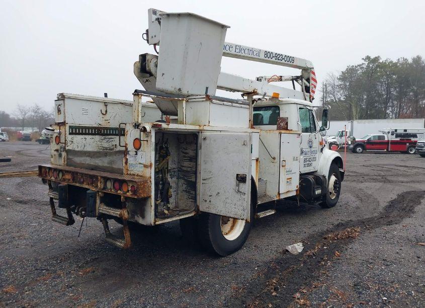 Photo 4 of 2001 International 4000 4700 (VIN 1HTSCAANX1H335076)