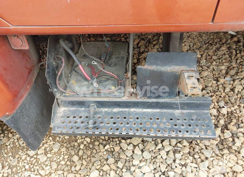 Photo 12 of 1996 International 4000 4700 (VIN 1HTSCABM0TH259344)