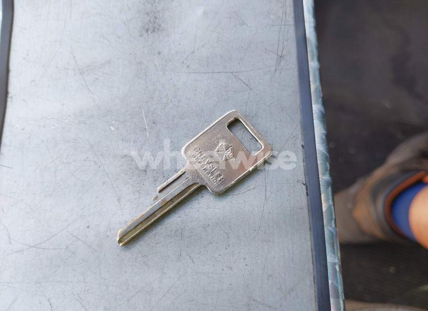 Photo 10 of 2000 International 4000 4700 (VIN 1HTSCABM0YH241398)