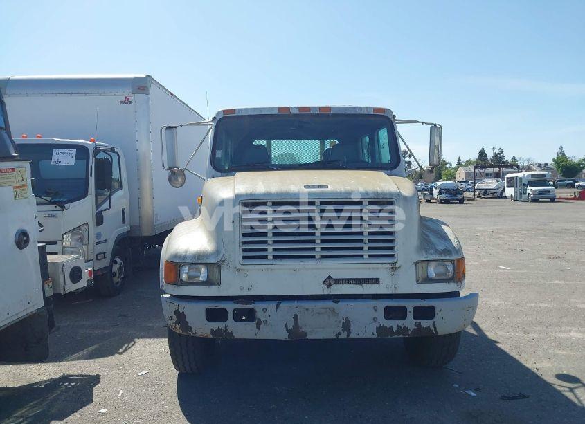 Photo 15 of 2000 International 4000 4700 (VIN 1HTSCABM0YH241398)