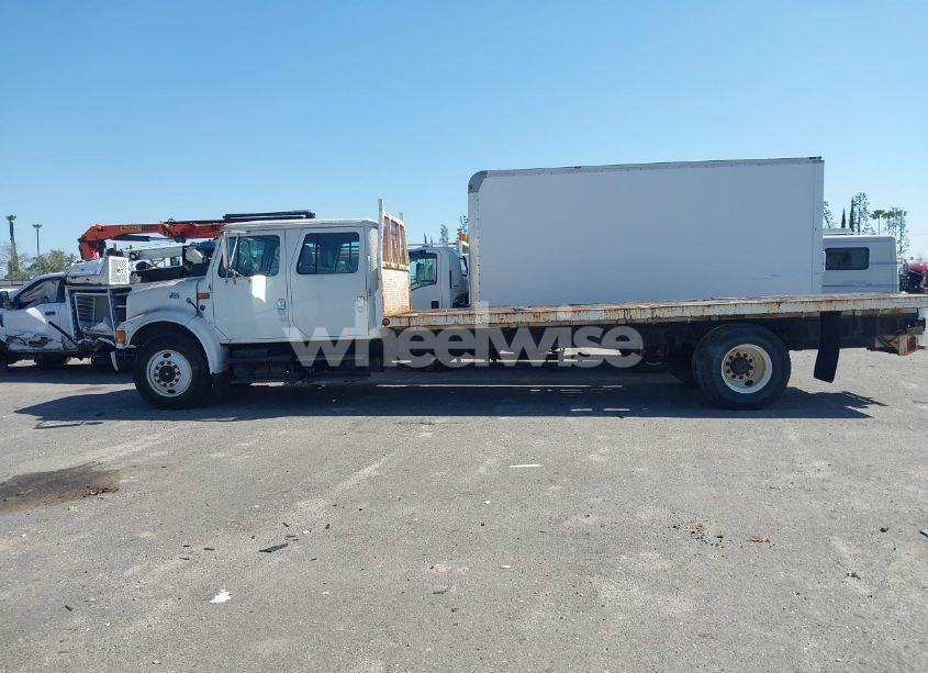 Photo 17 of 2000 International 4000 4700 (VIN 1HTSCABM0YH241398)