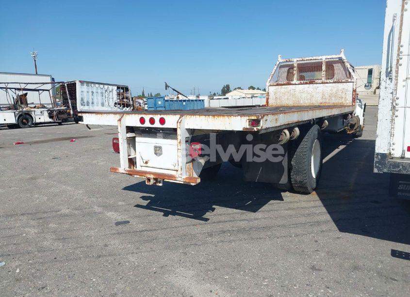 Photo 4 of 2000 International 4000 4700 (VIN 1HTSCABM0YH241398)