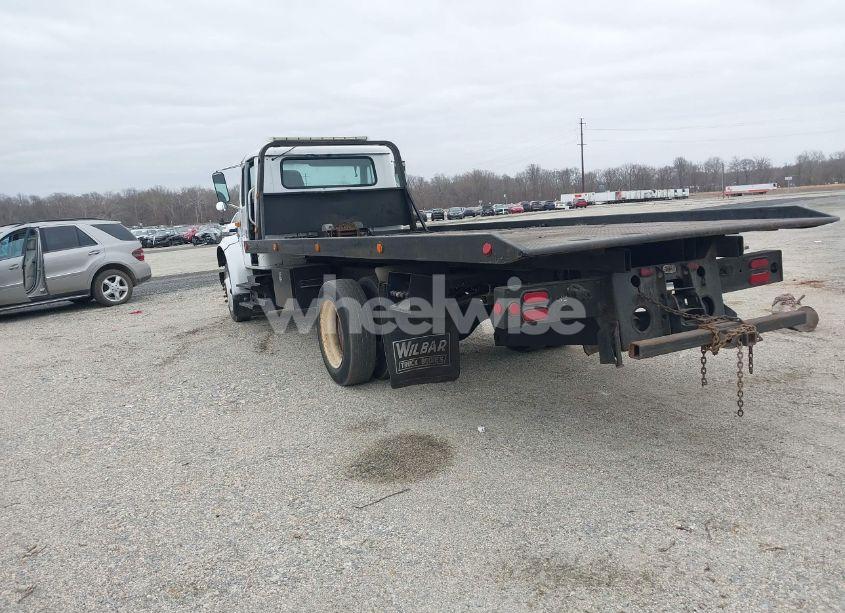 Photo 3 of 1997 International 4000 4700 (VIN 1HTSCABM4VH449439)