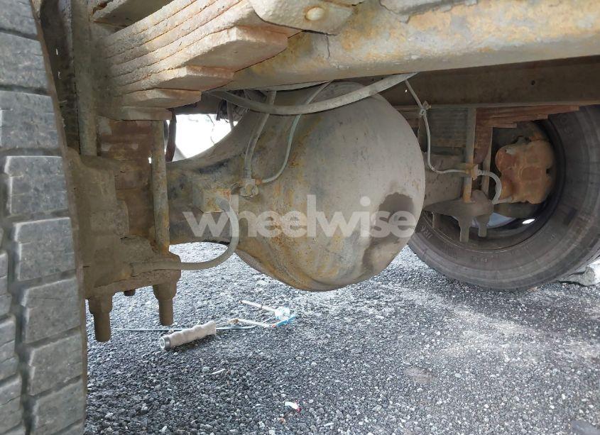 Photo 14 of 1997 International 4000 4700 (VIN 1HTSCABM9VH208220)