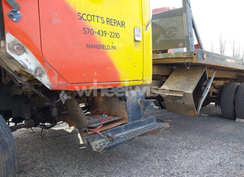 Photo 21 of 1997 International 4000 4700 (VIN 1HTSCABM9VH208220)