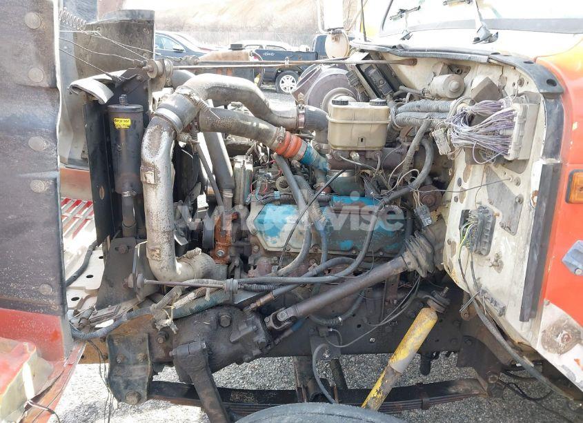 Photo 9 of 1997 International 4000 4700 (VIN 1HTSCABM9VH208220)