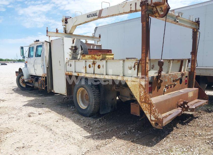 Photo 3 of 1999 International 4000 4900 (VIN 1HTSDAAN0XH610573)