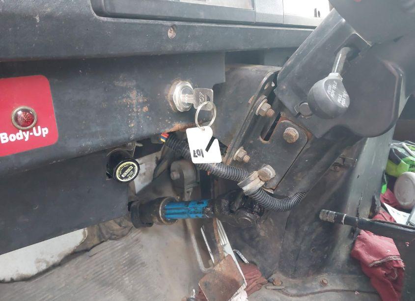 Photo 10 of 2001 International 4000 4900 (VIN 1HTSDAAP51H397158)