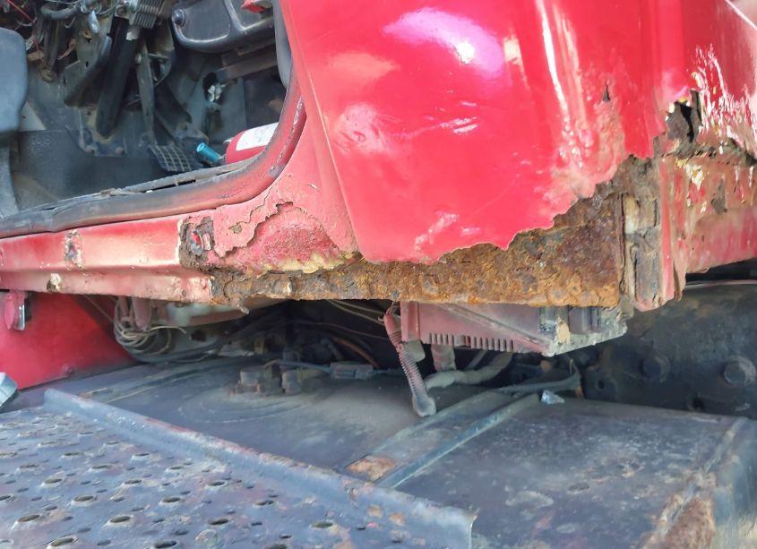 Photo 13 of 2005 International 7000 7400 (VIN 1HTWHAZT65J052503)