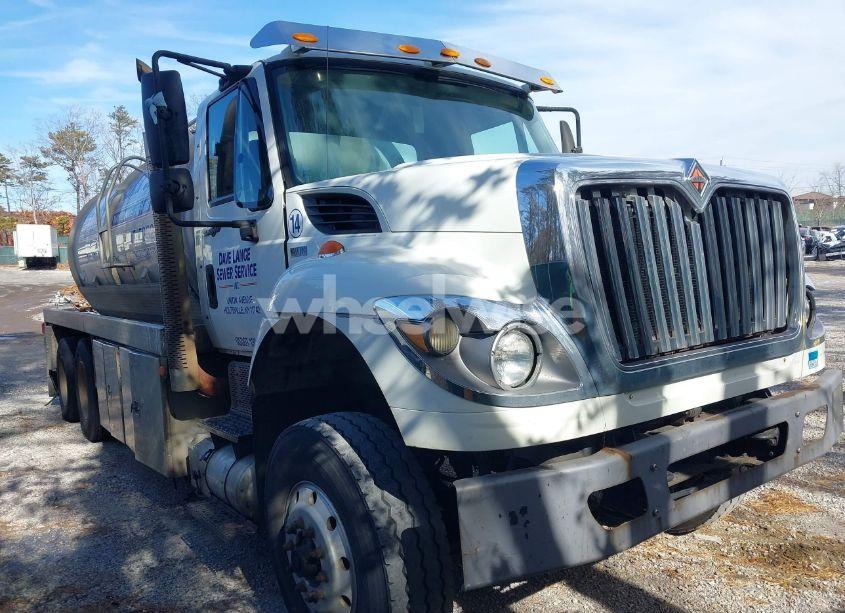 2011 International 7000 7500 (VIN 1HTWNAZT7BJ389931) main photo