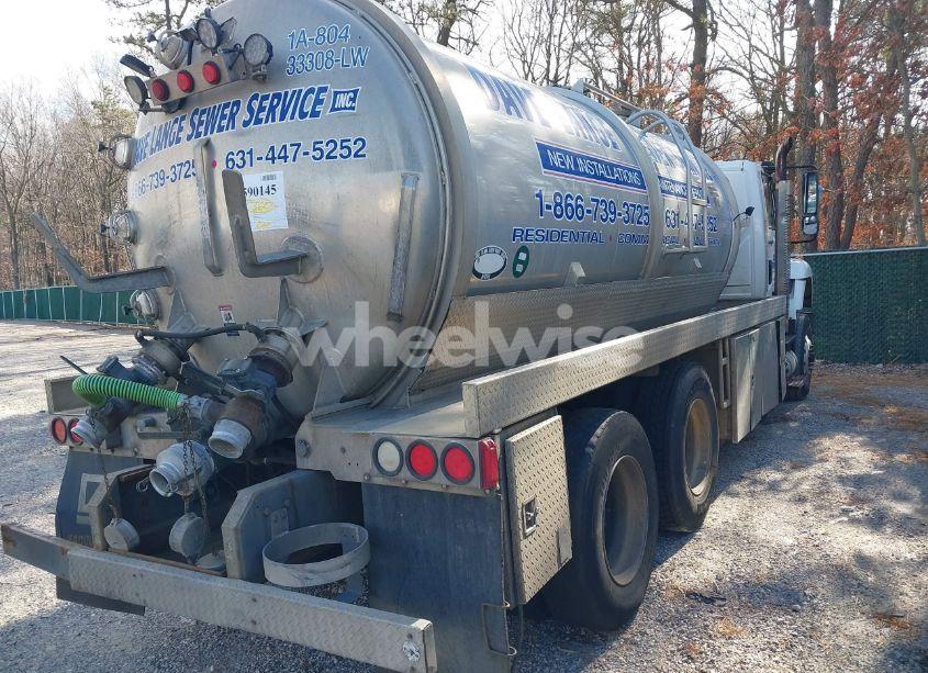 Photo 4 of 2011 International 7000 7500 (VIN 1HTWNAZT7BJ389931)