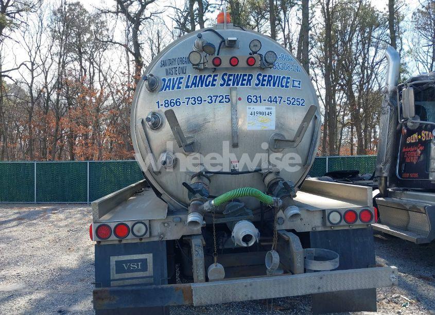 Photo 8 of 2011 International 7000 7500 (VIN 1HTWNAZT7BJ389931)