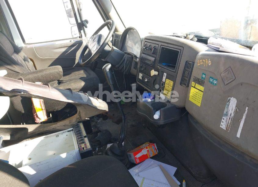 Photo 7 of 2009 International 7000 7500 (VIN 1HTWNAZT89J142797)