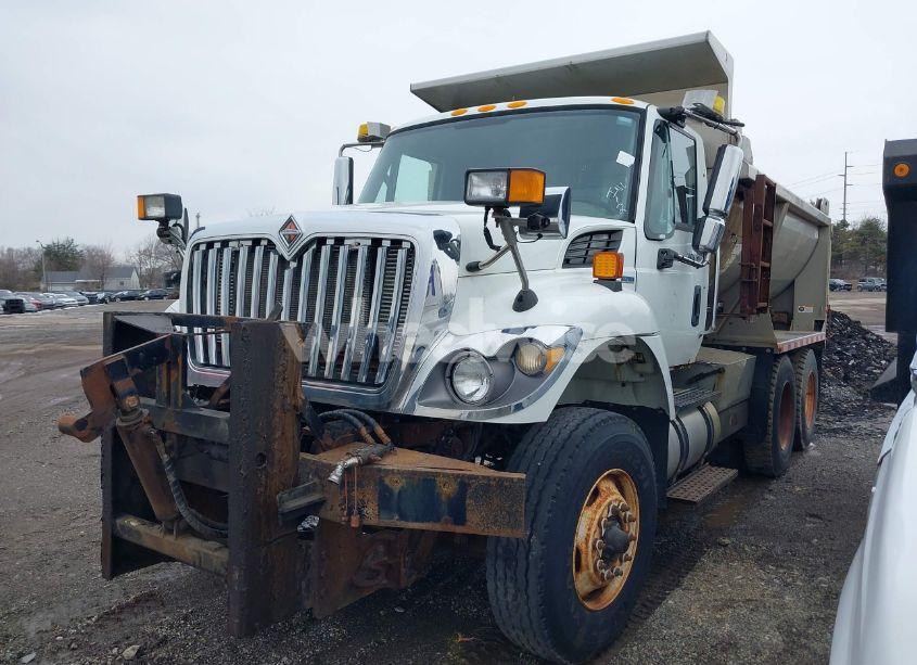 Photo 2 of 2010 International 7000 7500 (VIN 1HTWPAZT5AH182518)