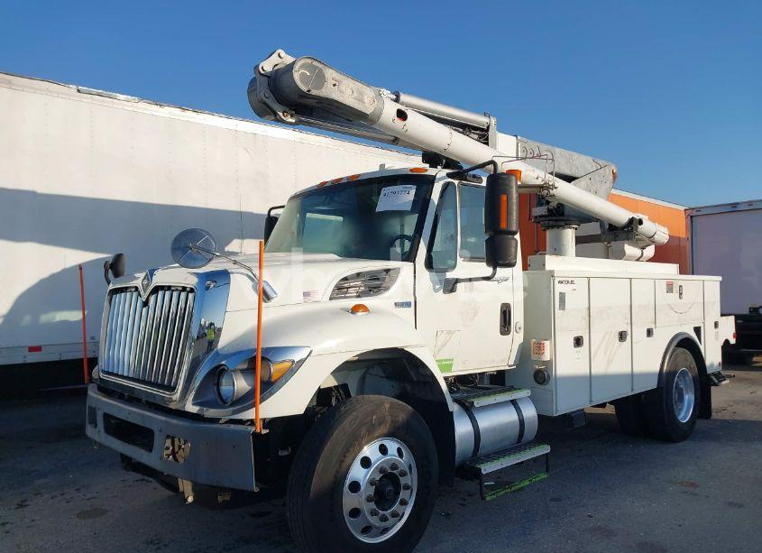 Photo 2 of 2012 International 7000 7300 (VIN 1HTZZAAN0CJ622922)