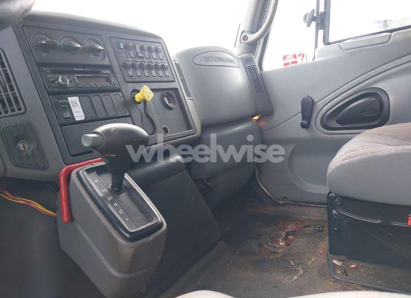 Photo 6 of 2007 International 7000 7300 (VIN 1HTZZAAN47J442199)