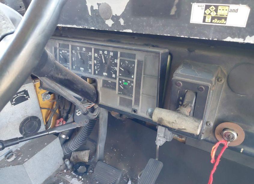 Photo 7 of 1995 International 3000 3800 (VIN 1HVBBABMXSH655581)