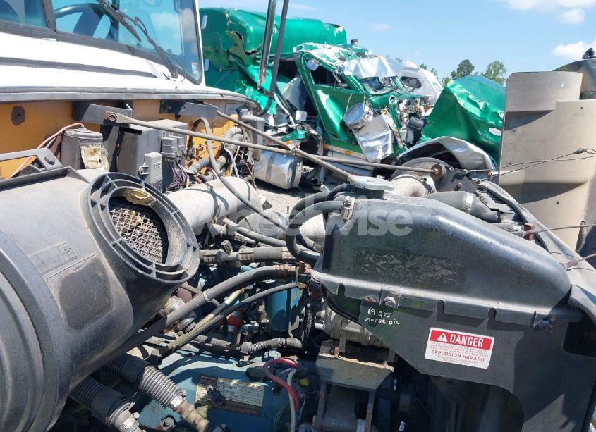 Photo 10 of 1995 International 3000 3800 (VIN 1HVBBABN4SH616882)