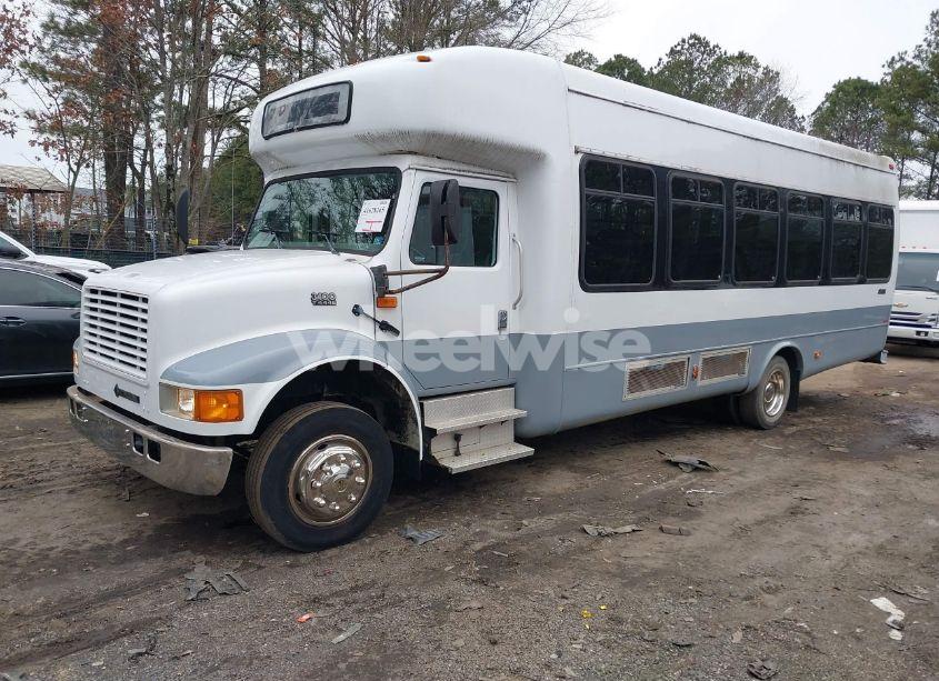 Photo 2 of 2001 International 3000 3400 (VIN 1HVBEABM71H364171)