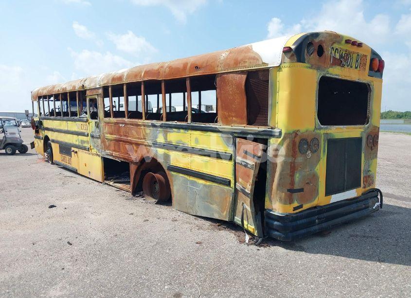 Photo 3 of 2002 International 3000 3000 (VIN 1HVBJAAR52A943971)