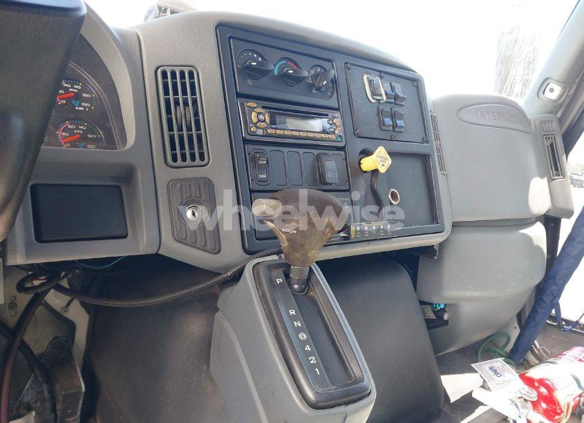 Photo 15 of 2006 International 3000 3200 (VIN 1HVBTAAL06H323175)