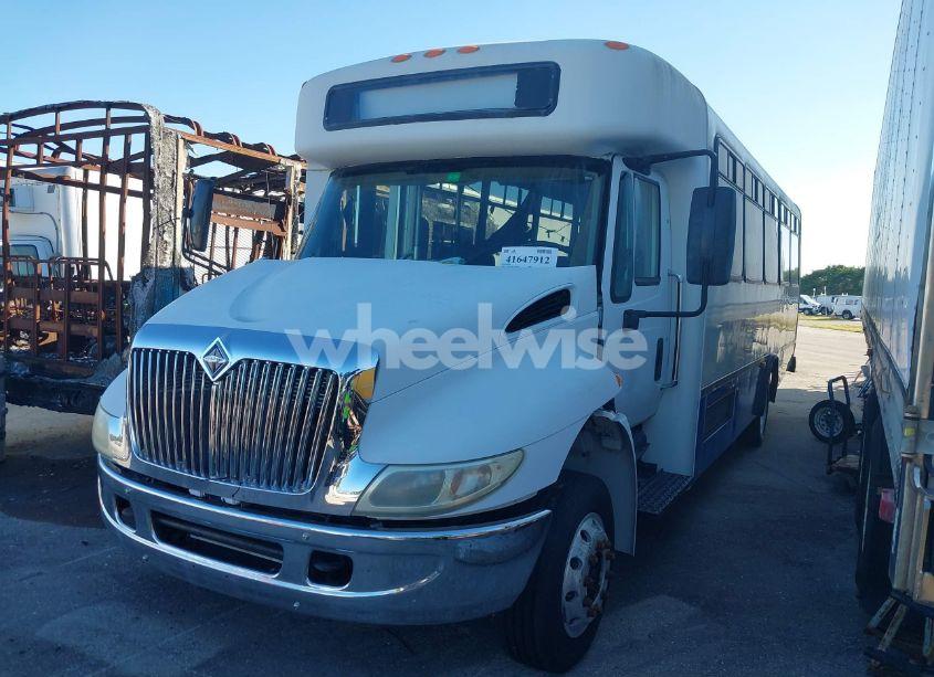 Photo 2 of 2006 International 3000 3200 (VIN 1HVBTAAL06H323175)