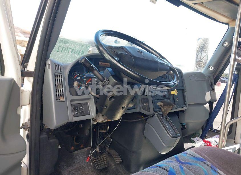 Photo 5 of 2006 International 3000 3200 (VIN 1HVBTAAL06H323175)