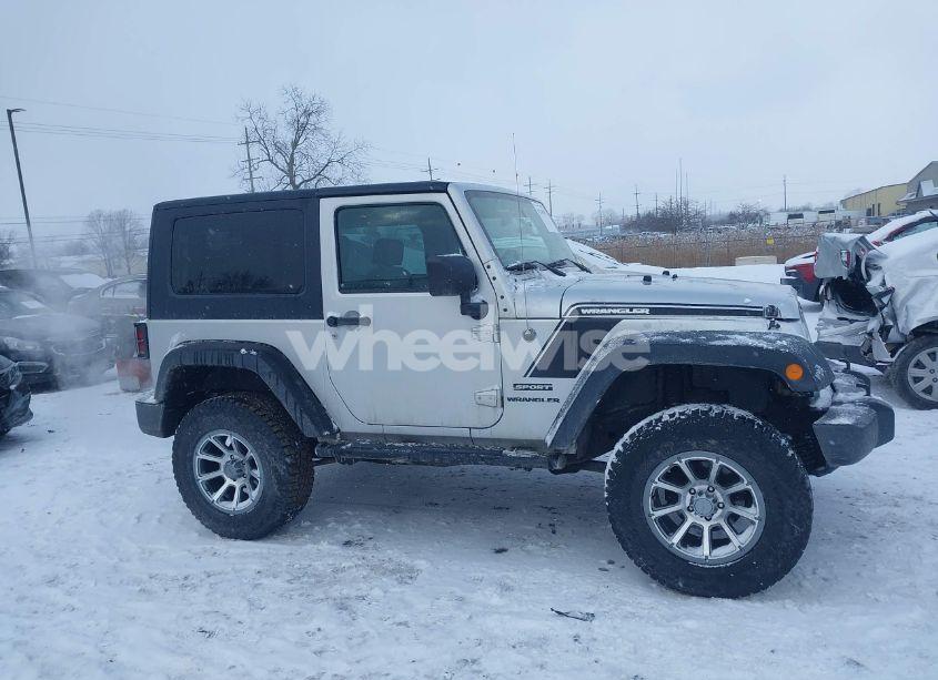Photo 13 of 2010 Jeep Wrangler SPORT (VIN 1J4AA2D11AL194161)