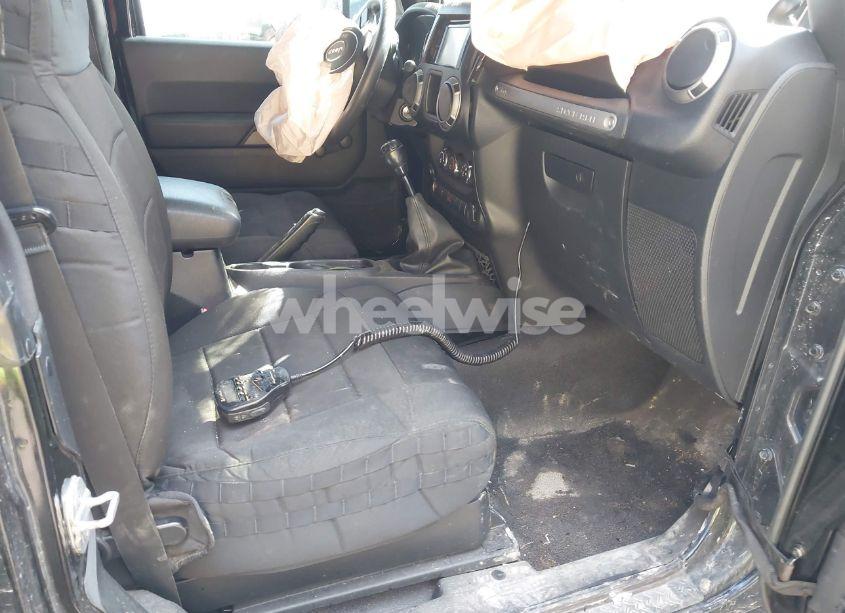 Photo 5 of 2011 Jeep Wrangler SPORT (VIN 1J4AA2D13BL624371)