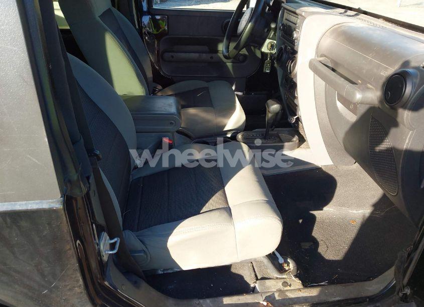 Photo 5 of 2010 Jeep Wrangler SPORT (VIN 1J4AA2D16AL216929)