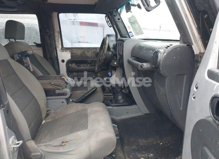 Photo 5 of 2010 Jeep Wrangler SPORT (VIN 1J4AA2D18AL109915)