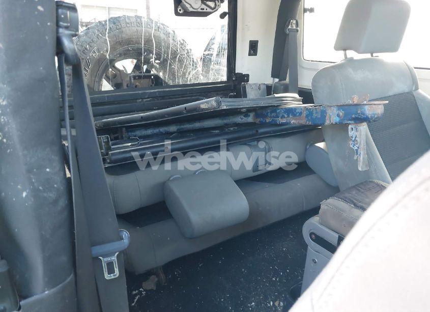 Photo 8 of 2010 Jeep Wrangler SPORT (VIN 1J4AA2D18AL109915)