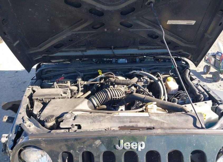 Photo 10 of 2011 Jeep Wrangler SPORT (VIN 1J4AA2D1XBL538250)