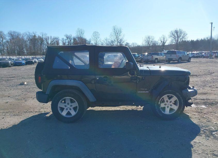 Photo 13 of 2011 Jeep Wrangler SPORT (VIN 1J4AA2D1XBL538250)